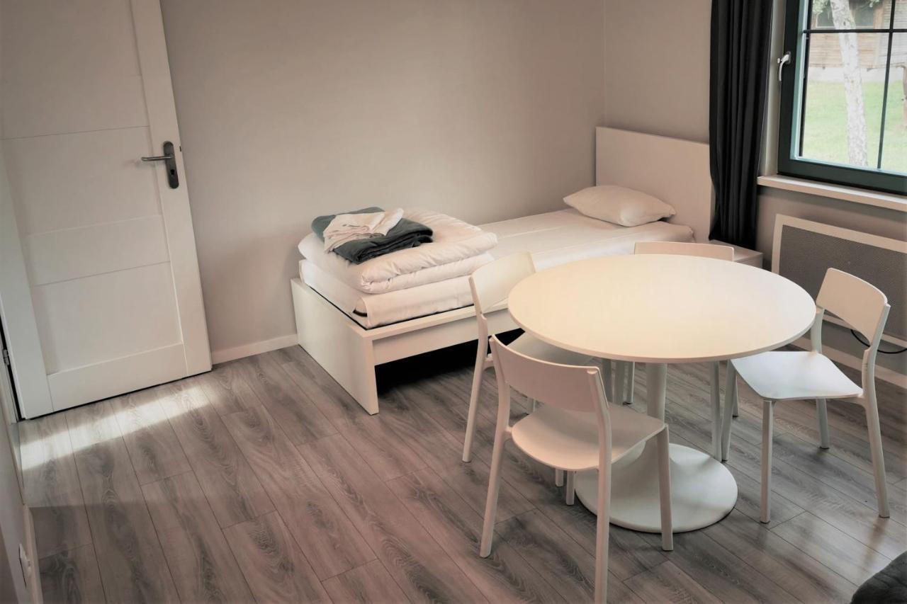 Centrum Zeglarskie Domki Kempingowe Szczecin Extérieur photo